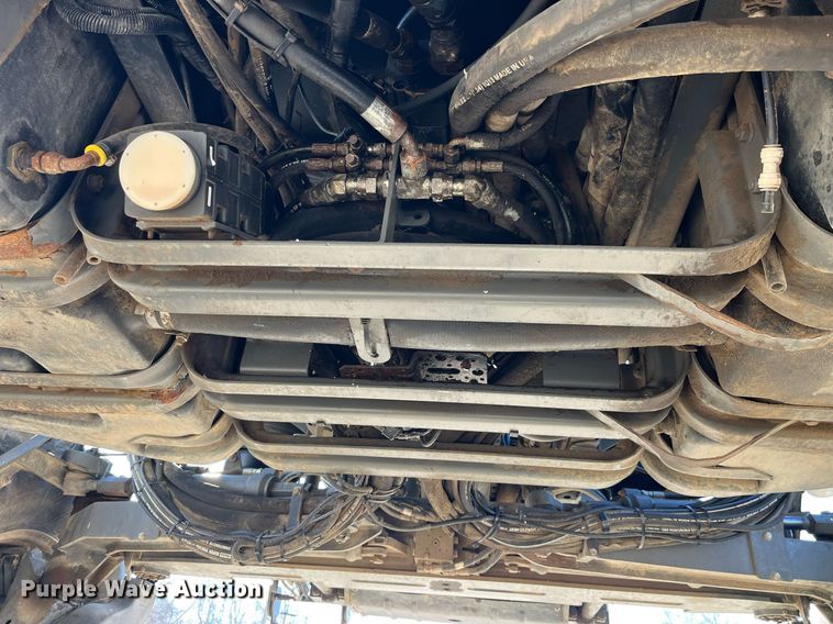 image for item LD9960 2013 RoGator RG1100 applicator 