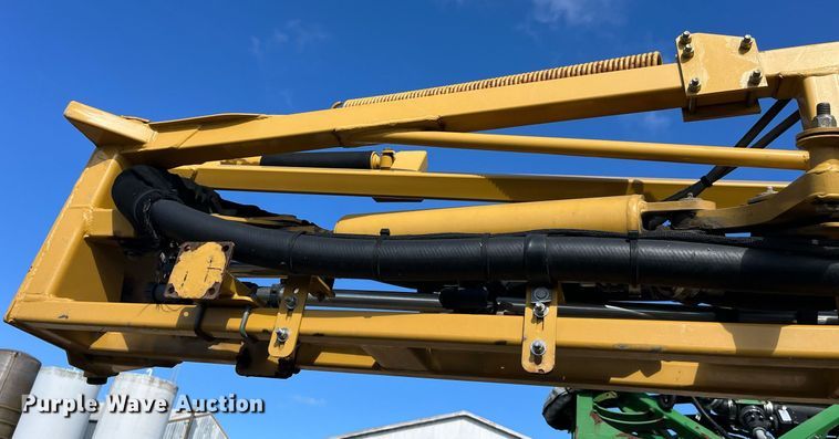 image for item LD9960 2013 RoGator RG1100 applicator 