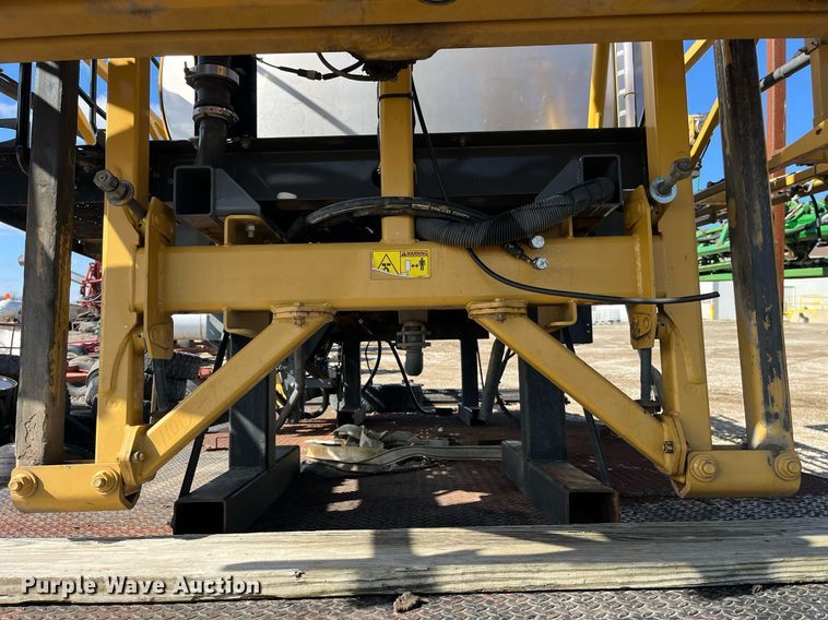 image for item LD9960 2013 RoGator RG1100 applicator 