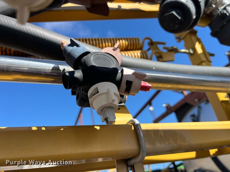 image for item LD9960 2013 RoGator RG1100 applicator 