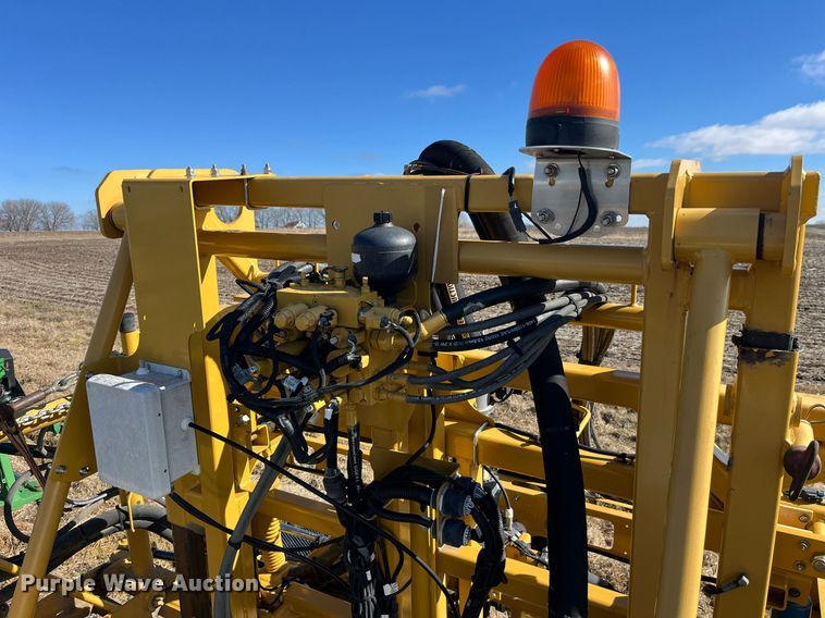 image for item LD9960 2013 RoGator RG1100 applicator 