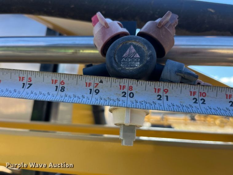 image for item LD9960 2013 RoGator RG1100 applicator 