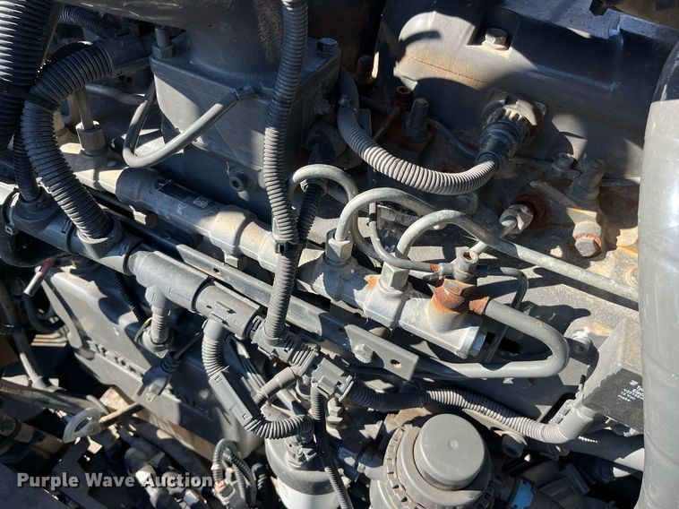 image for item LD9960 2013 RoGator RG1100 applicator 