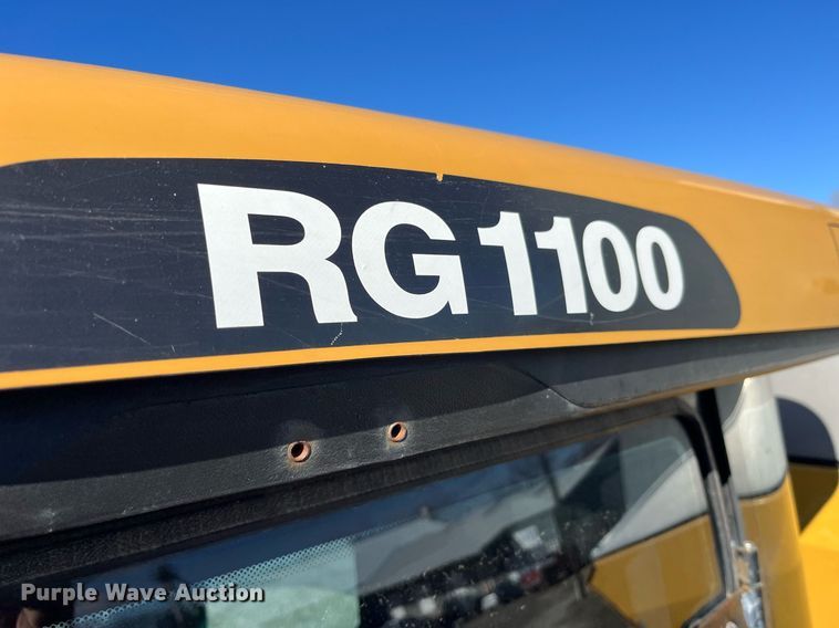 image for item LD9960 2013 RoGator RG1100 applicator 