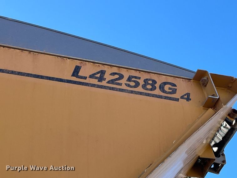 image for item LD9960 2013 RoGator RG1100 applicator 