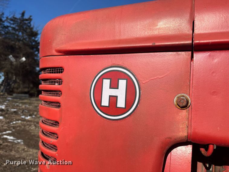 image for item LD9973 1951 International Harvester H tractor