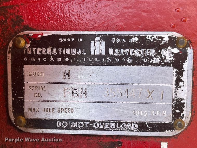 image for item LD9973 1951 International Harvester H tractor