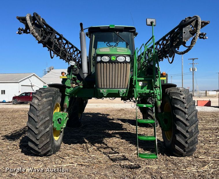 image for item LD9986 2010 John Deere 4730 sprayer