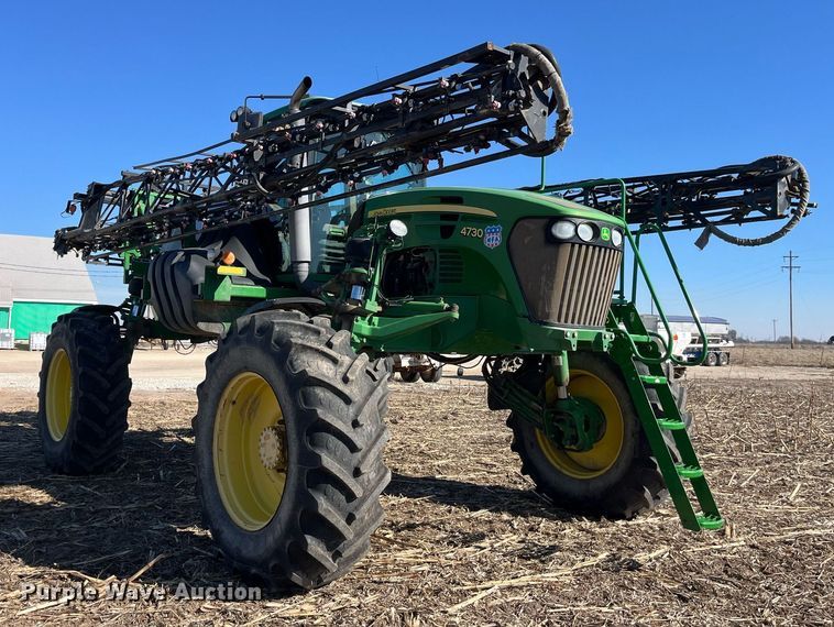 image for item LD9986 2010 John Deere 4730 sprayer