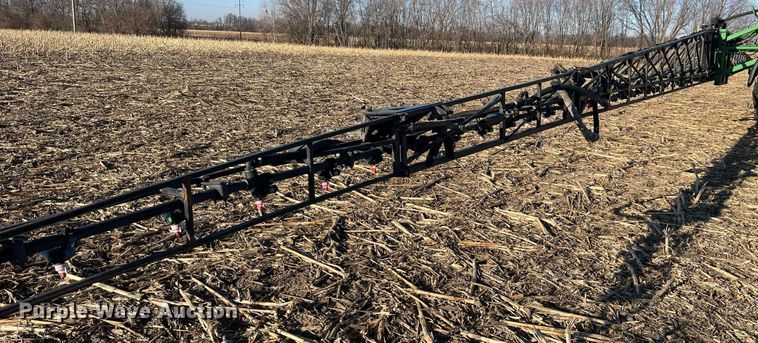 image for item LD9986 2010 John Deere 4730 sprayer