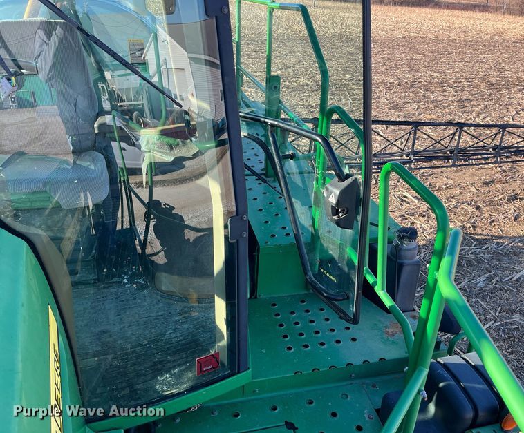 image for item LD9986 2010 John Deere 4730 sprayer