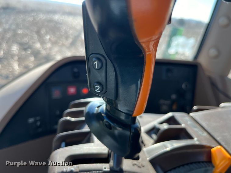 image for item LD9986 2010 John Deere 4730 sprayer