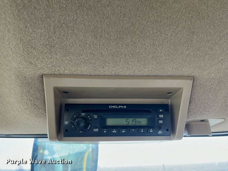 image for item LD9986 2010 John Deere 4730 sprayer