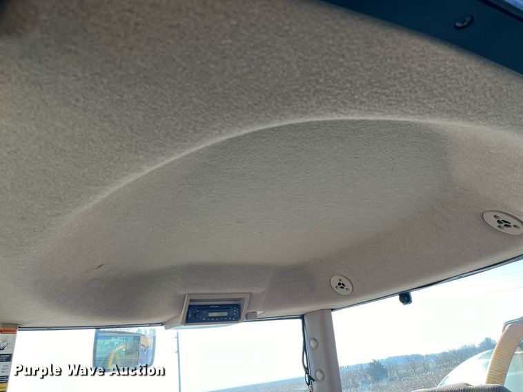 image for item LD9986 2010 John Deere 4730 sprayer