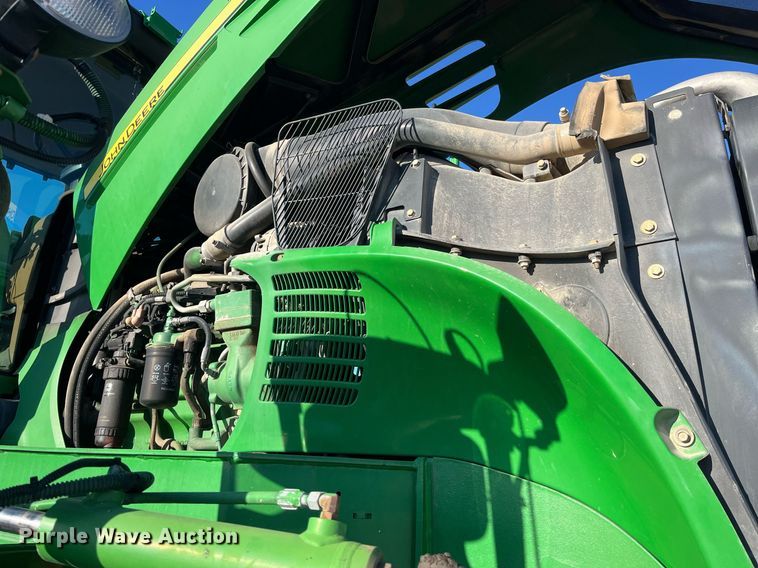 image for item LD9986 2010 John Deere 4730 sprayer