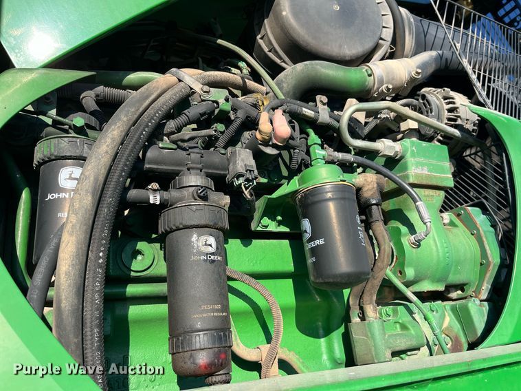 image for item LD9986 2010 John Deere 4730 sprayer