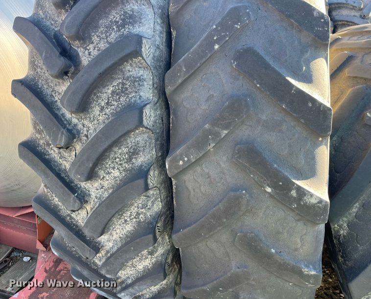 image for item LD9986 2010 John Deere 4730 sprayer