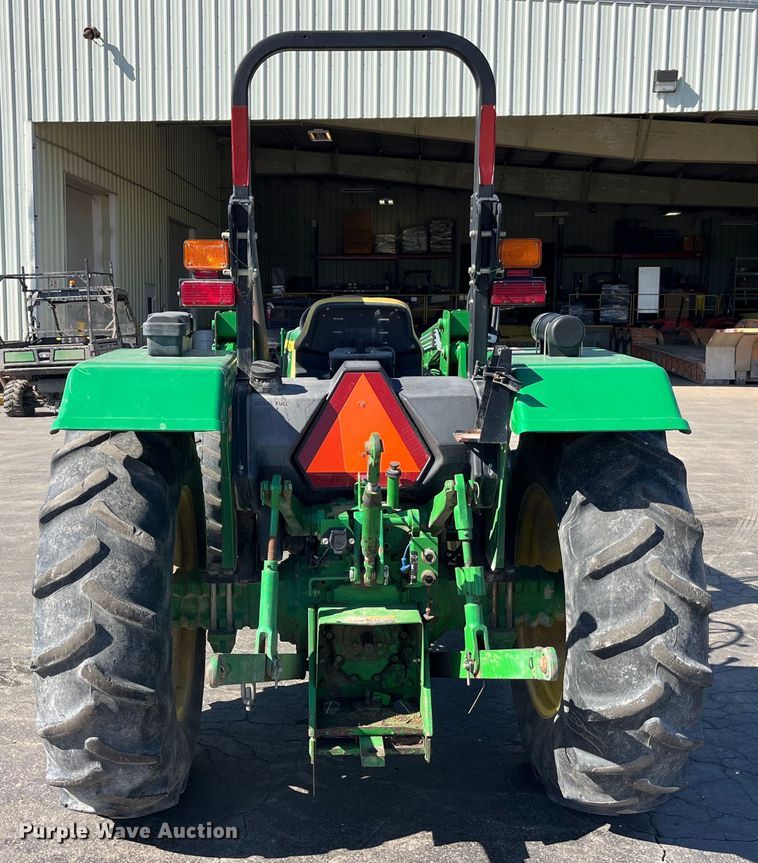 image for item LE9028 2009 John Deere  5055E MFWD tractor