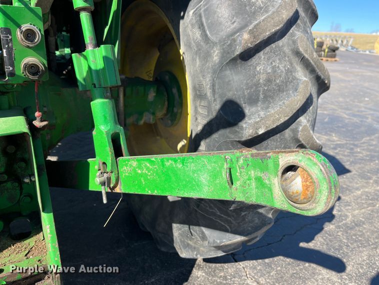 image for item LE9028 2009 John Deere  5055E MFWD tractor