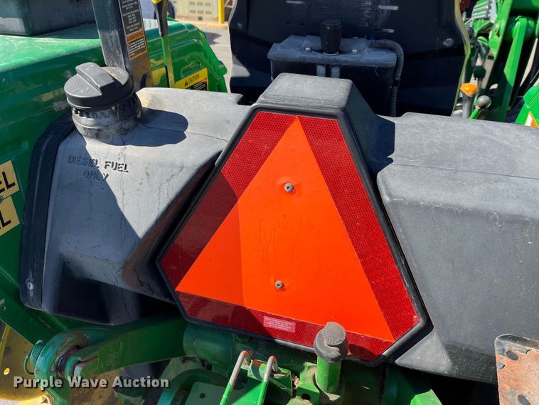 image for item LE9028 2009 John Deere  5055E MFWD tractor