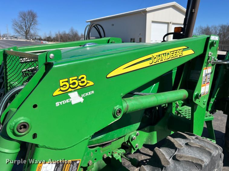 image for item LE9028 2009 John Deere  5055E MFWD tractor