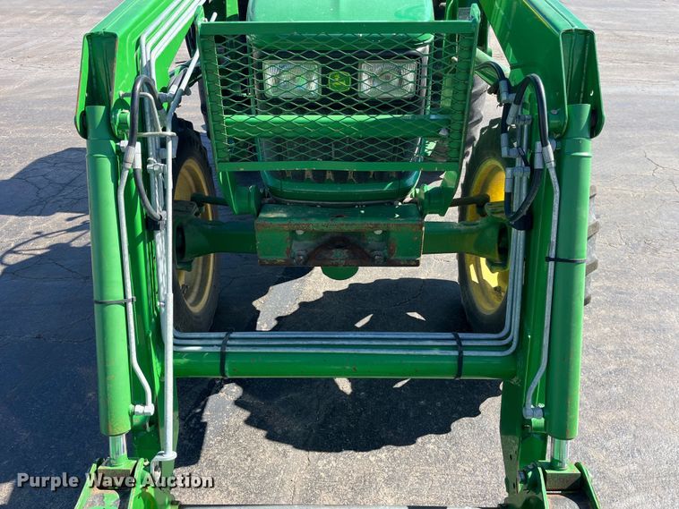 image for item LE9028 2009 John Deere  5055E MFWD tractor