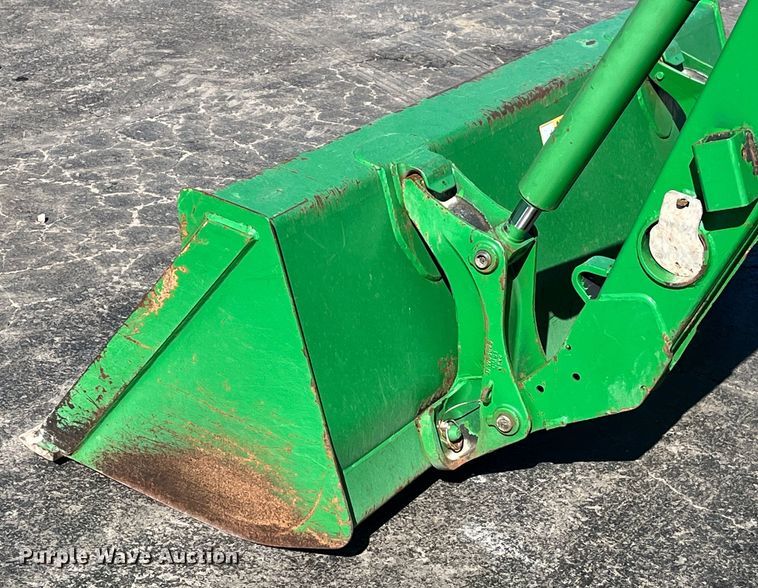 image for item LE9028 2009 John Deere  5055E MFWD tractor