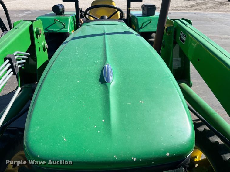 image for item LE9028 2009 John Deere  5055E MFWD tractor