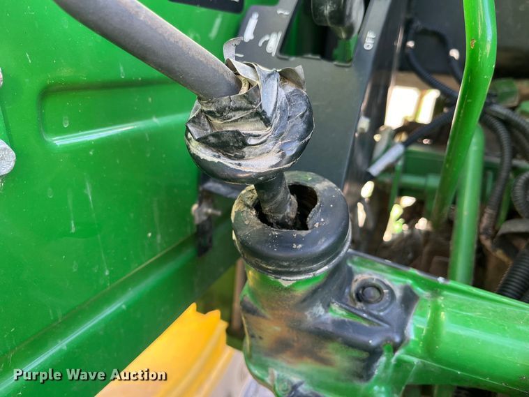 image for item LE9028 2009 John Deere  5055E MFWD tractor