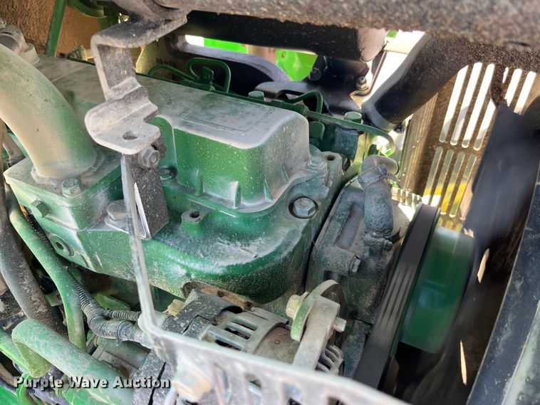 image for item LE9028 2009 John Deere  5055E MFWD tractor