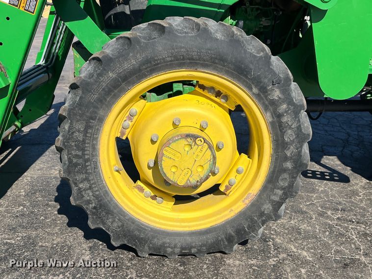 image for item LE9028 2009 John Deere  5055E MFWD tractor
