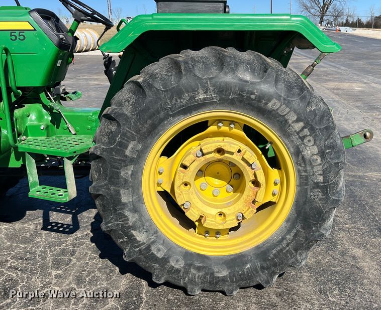 image for item LE9028 2009 John Deere  5055E MFWD tractor