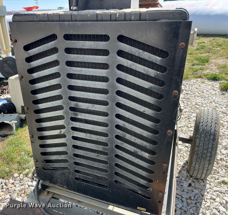 image for item LE9031 Cornell 4RB-F16 irrigation pump