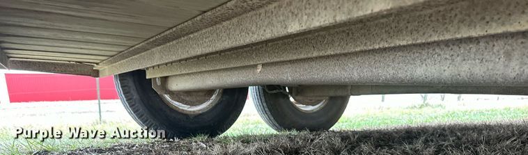 image for item LH9038 1995 Titan  livestock trailer