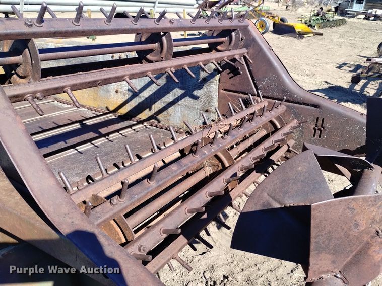 image for item LN9941 Farmhand 6025 manure spreader