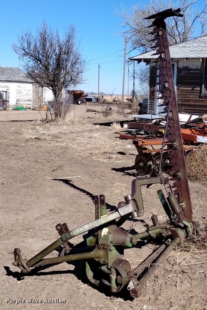 image for item LN9945 John Deere 9W sickle mower