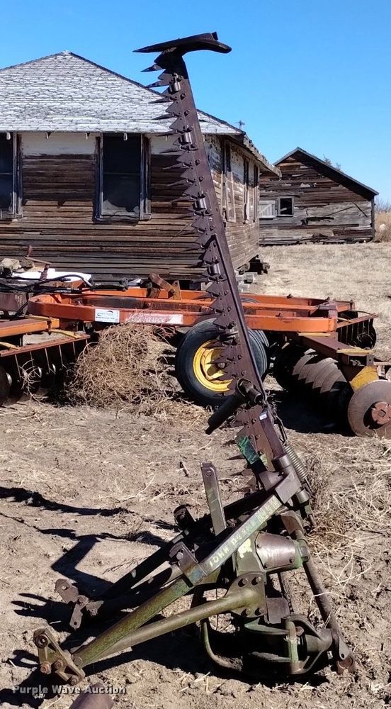 image for item LN9945 John Deere 9W sickle mower