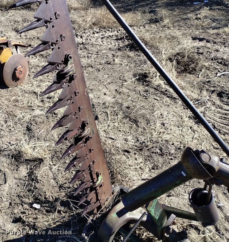 image for item LN9945 John Deere 9W sickle mower