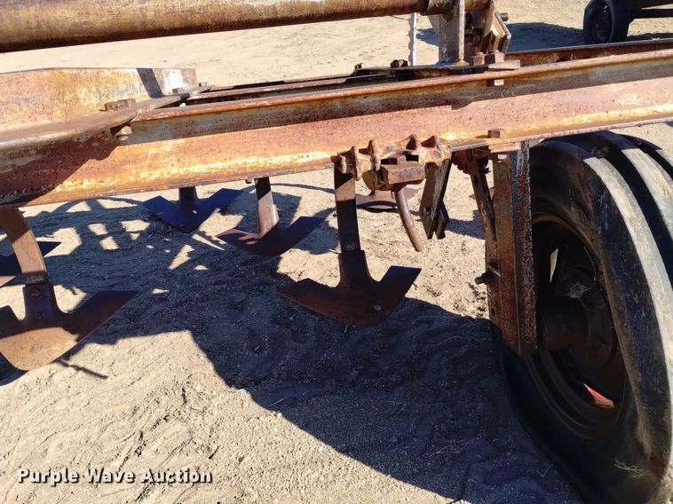 image for item LN9946 Graham Hoeme field cultivator