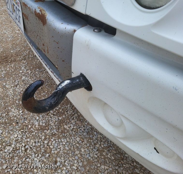 image for item MI9965 2008 Freightliner Century Class S/T manure spreader truck