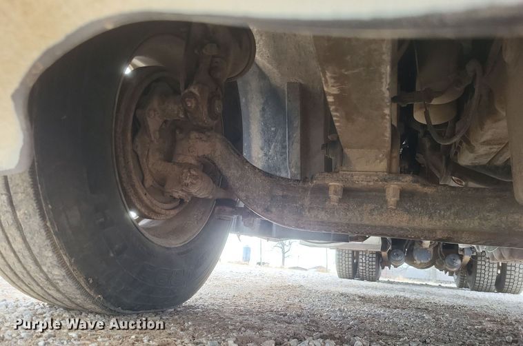 image for item MI9965 2008 Freightliner Century Class S/T manure spreader truck