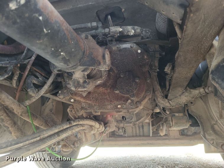 image for item MI9965 2008 Freightliner Century Class S/T manure spreader truck