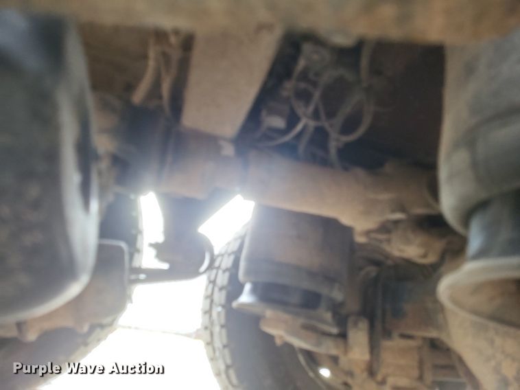 image for item MI9965 2008 Freightliner Century Class S/T manure spreader truck