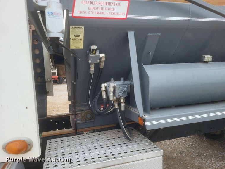 image for item MI9965 2008 Freightliner Century Class S/T manure spreader truck