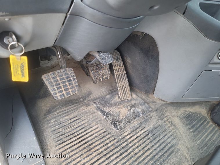 image for item MI9965 2008 Freightliner Century Class S/T manure spreader truck