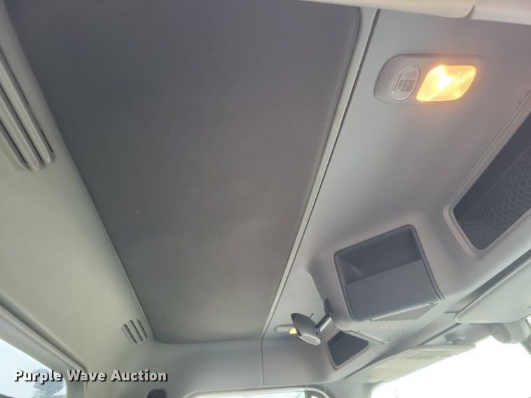 image for item MI9965 2008 Freightliner Century Class S/T manure spreader truck