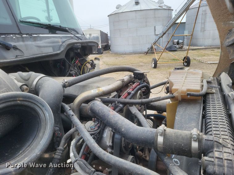 image for item MI9965 2008 Freightliner Century Class S/T manure spreader truck