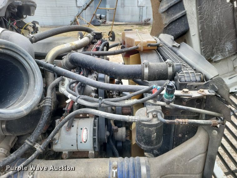 image for item MI9965 2008 Freightliner Century Class S/T manure spreader truck