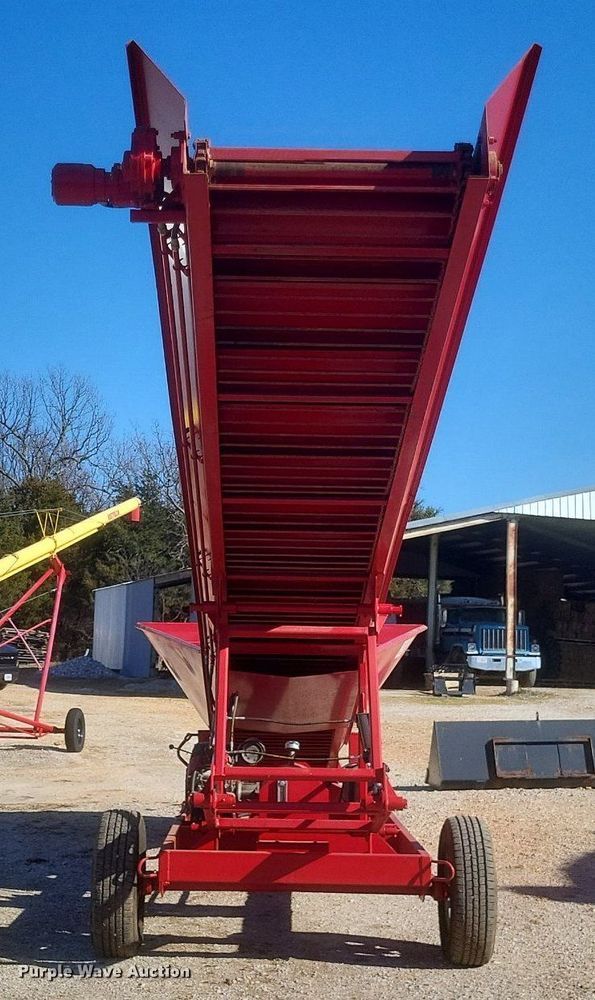 image for item MI9966 2017 Chandler  litter conveyor 