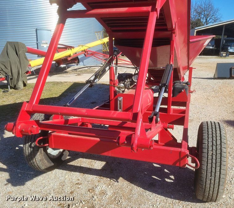 image for item MI9966 2017 Chandler  litter conveyor 